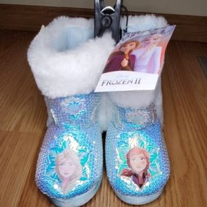 Frozen girl's slipper boots
